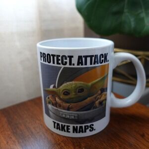 Star Wars Mandalorian Baby Yoda protect attack take naps collectible ceramic mug